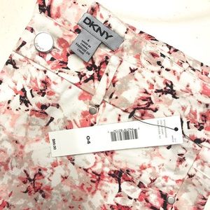 DKNY White & Pink Abstract Skinny Pants